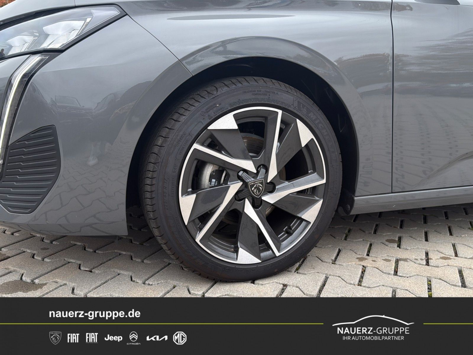 Fahrzeugabbildung Peugeot 308 Allure PureTech 130 EAT 8