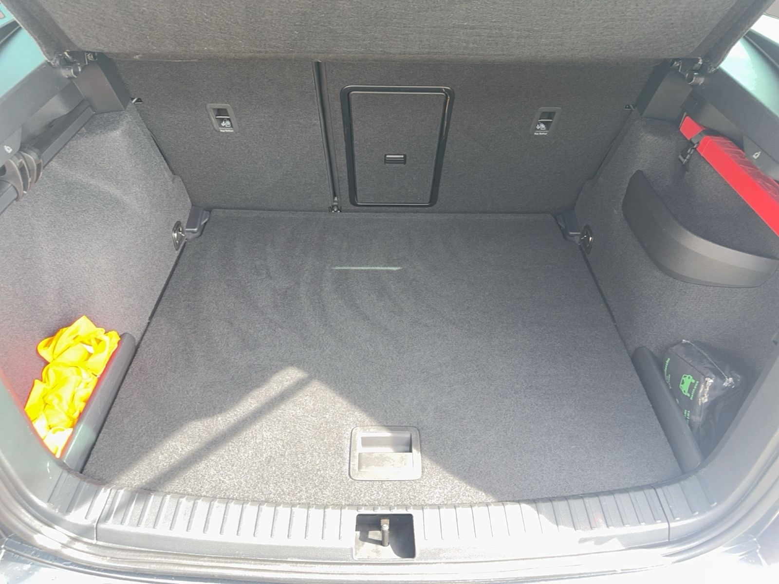 Karoq 1.5 TSI Tour, Matrix LED, Winter Plus, AHK