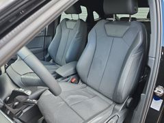 Fahrzeugabbildung Audi Q3 Sportback 35 TDI S line Matrix Navi Kamera