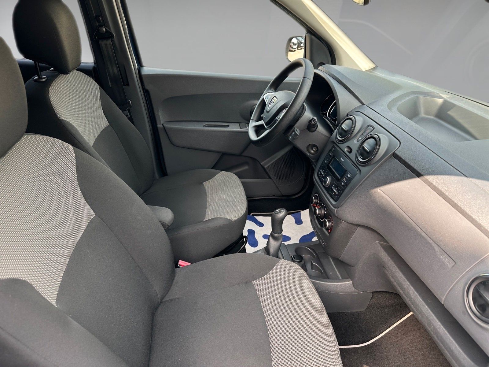 Dacia Lodgy Ambiance – Bild 4