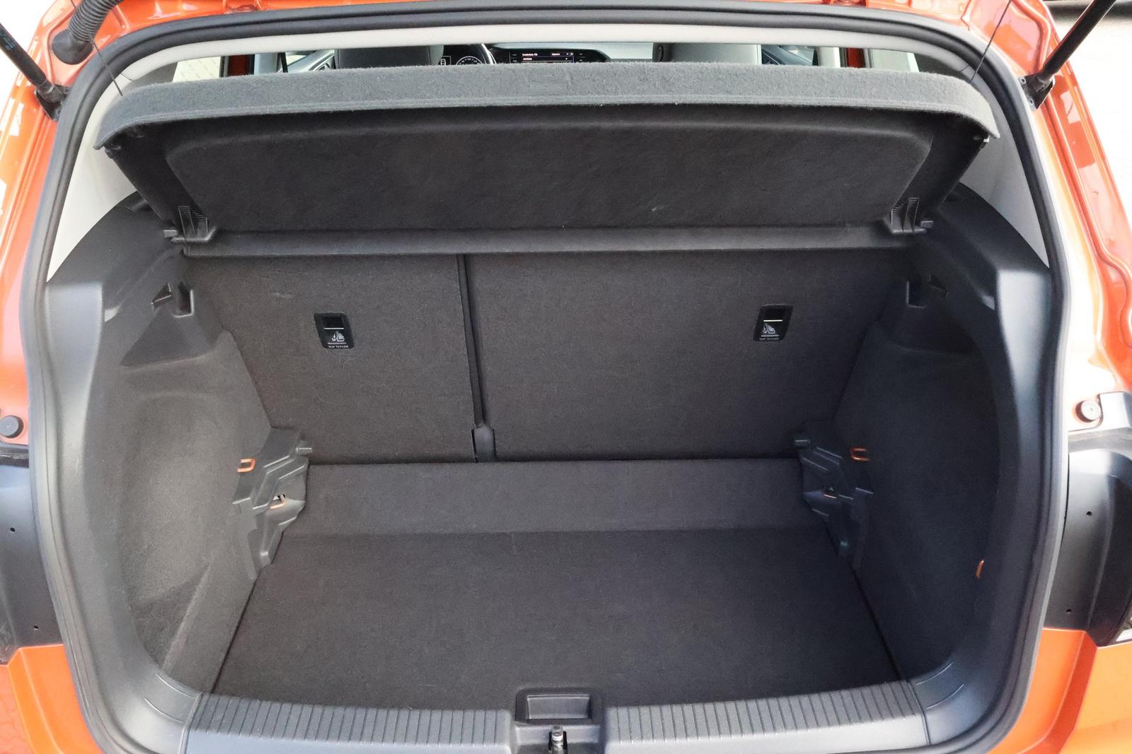 Volkswagen T-Cross 1.0 Basis Navi Tempomat Sitzheizung PDC