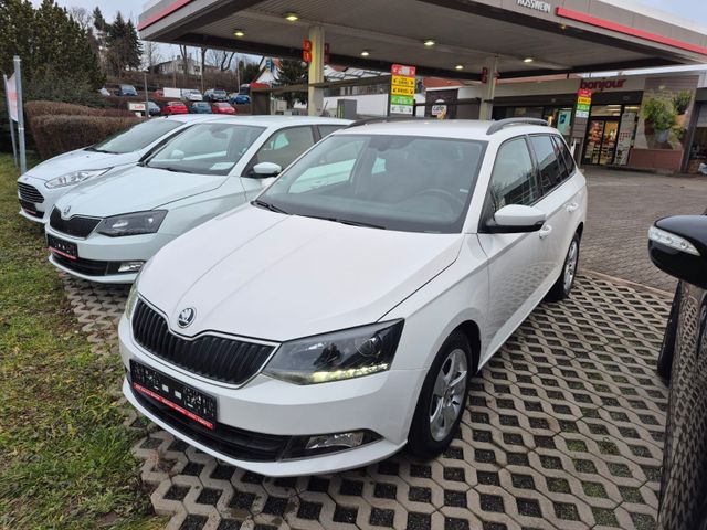 Skoda Fabia Combi Style Sitzhzg. Alu 8 fach  AHK