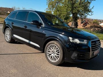 Audi Q7 - 3