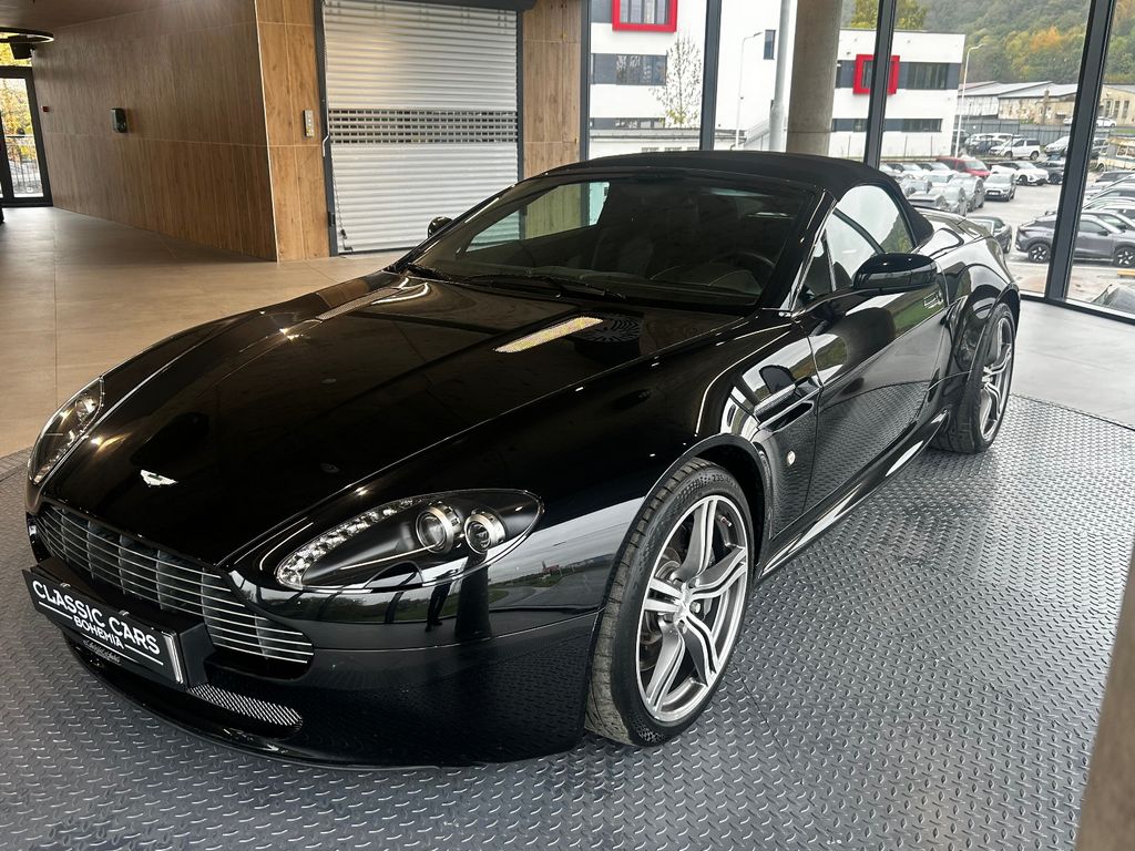 Aston Martin V8 Vantage