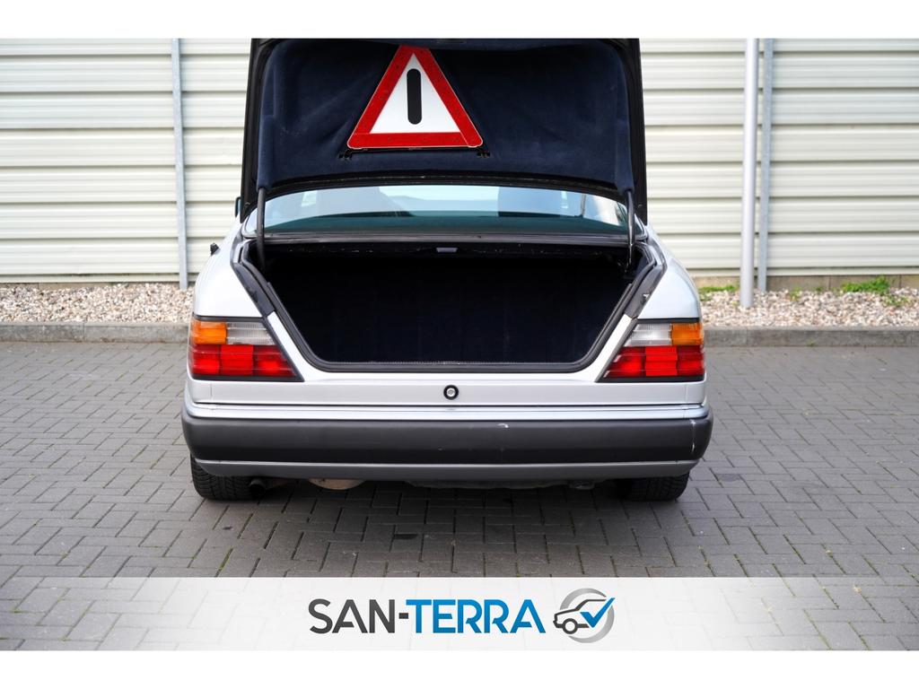 Mercedes-Benz CE 230