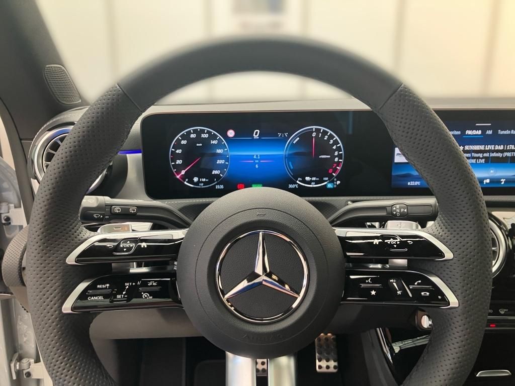 Fahrzeugabbildung Mercedes-Benz CLA 250e SB ++SPECIAL-EDITION+AHK+PANO+DIGITAL++