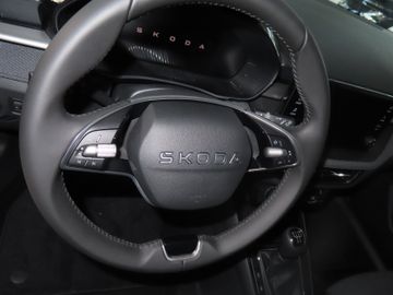 Fotografie 8 des Skoda Fabia 130 Jahre 1.0 TSi 70kw 5J.Garantie,Klima