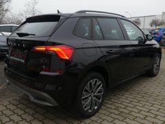 Fahrzeugabbildung Skoda Kamiq 1.0l TSI CLEVER *LED*NAV*KAM*BT*