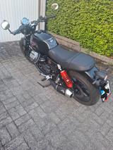Moto Guzzi V7Stone Special Edition - MOTO GUZZI STONE