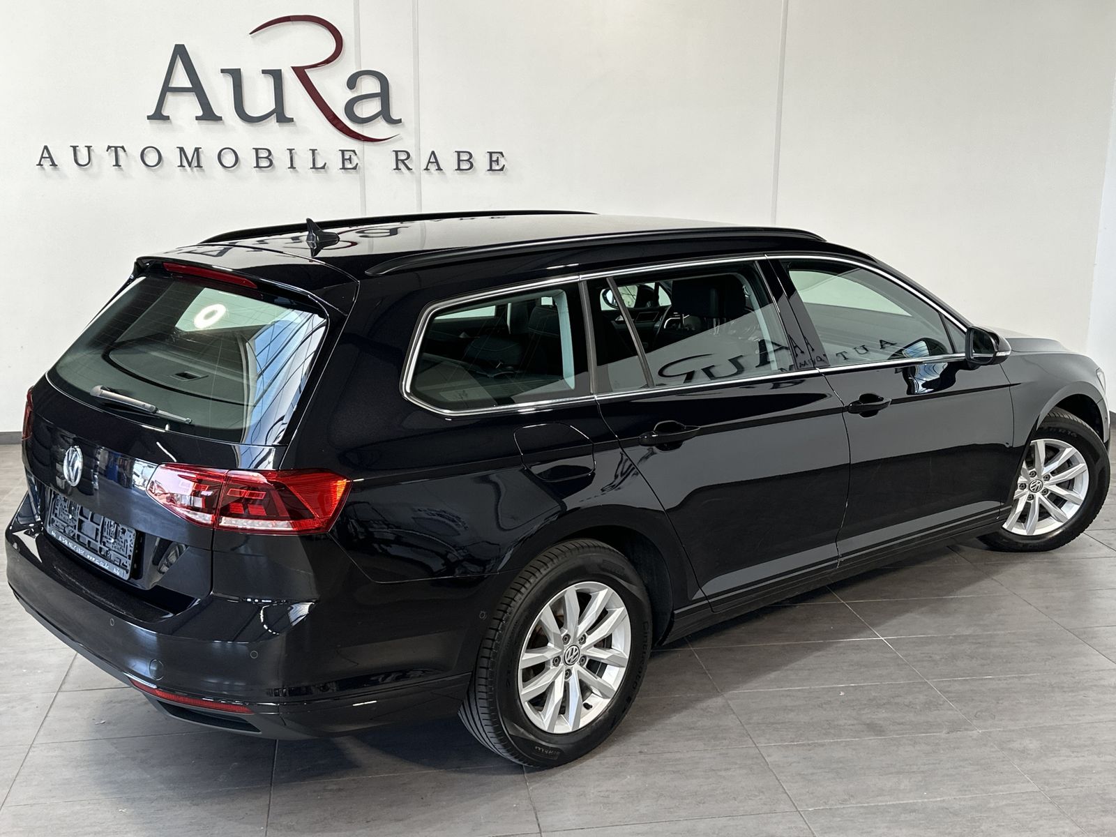 Fahrzeugabbildung Volkswagen Passat Variant 2.0 TDI DSG Business NAV+LED+ACC