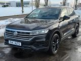 Volkswagen Touareg 4Motion/Voll Checkheft/Asistenten/Camera - VW Touareg Gebrauchtwagen in Bremen