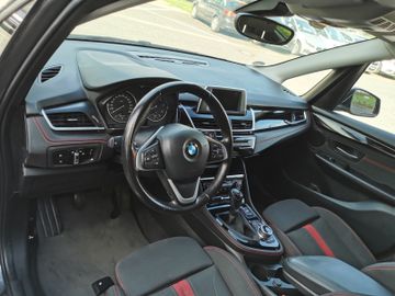 BMW 216 - 10