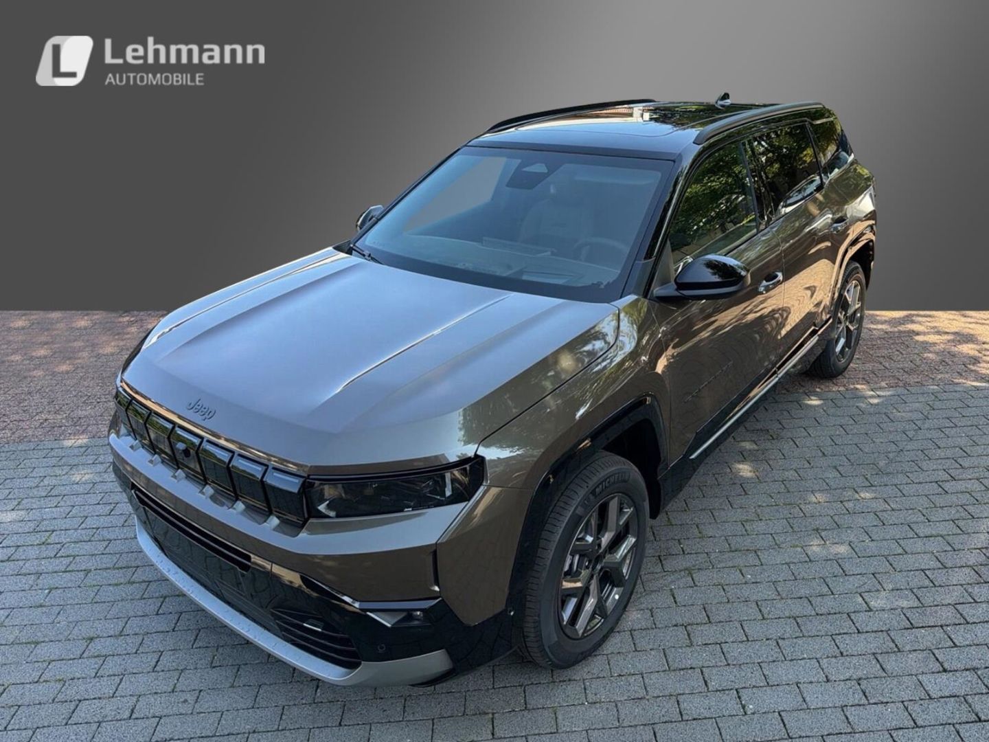 Fahrzeugabbildung Jeep Compass MY26 FIRST EDITION E-HYBRID PANO VOLL