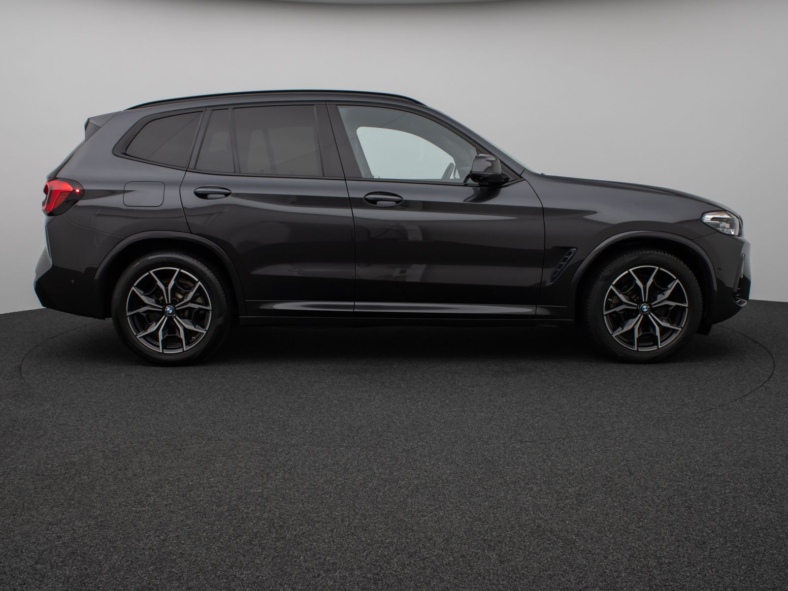 Fahrzeugabbildung BMW X3 xD20d M Sport Panoram 360°DAB Lenkrhz Komfort