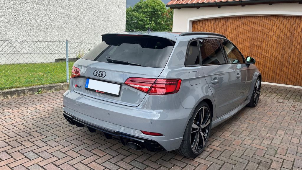Audi RS3