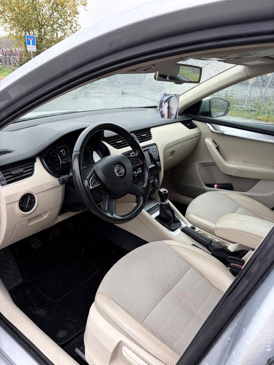 Skoda Octavia 2013 — photo 8