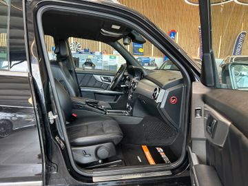 MYAUTOCENTER – Gebraucht- und Jahreswagen mit Werkstattservice in Pfaffenhofen Mercedes-Benz GLK 220 *AdaptivesFahrwerk*BI-XENON*TEMPO*