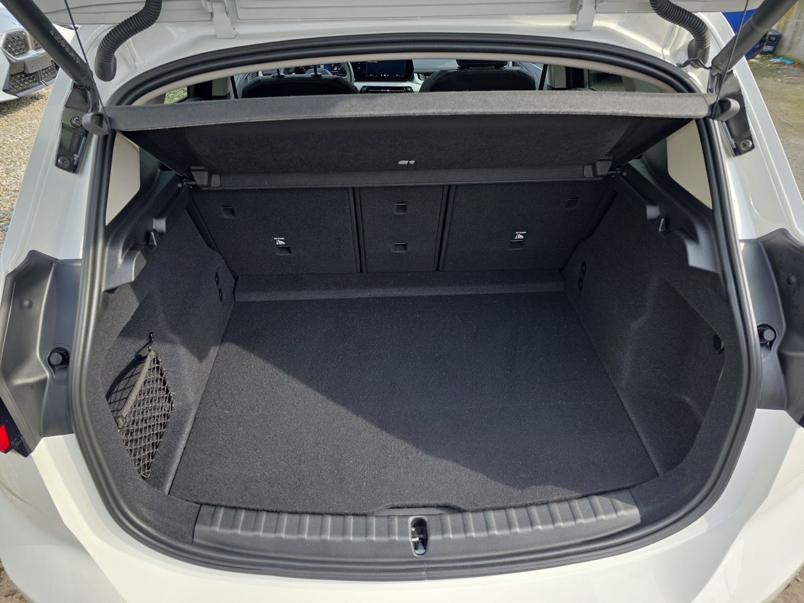 BMW 220 Active Tourer - Bild 12