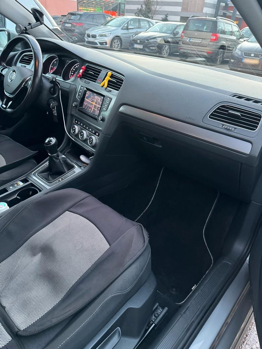 Volkswagen Golf 2013 — photo 12