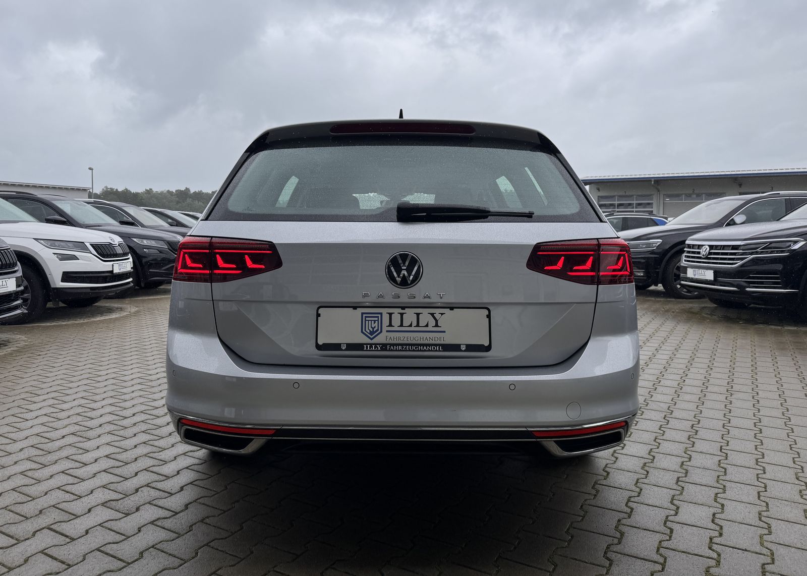 Fahrzeugabbildung Volkswagen Passat Variant 2.0 TDI*Elegance*AHK*LED*CAM*ACC*