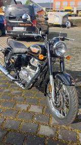Royal Enfield Bullet 350 - ROYAL ENFIELD NAKED BIKE