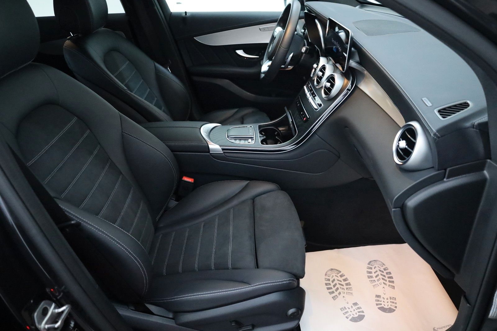 Fahrzeugabbildung Mercedes-Benz GLC 300 de 4M Coupe,AMG line,SH,Kamera,Panorama
