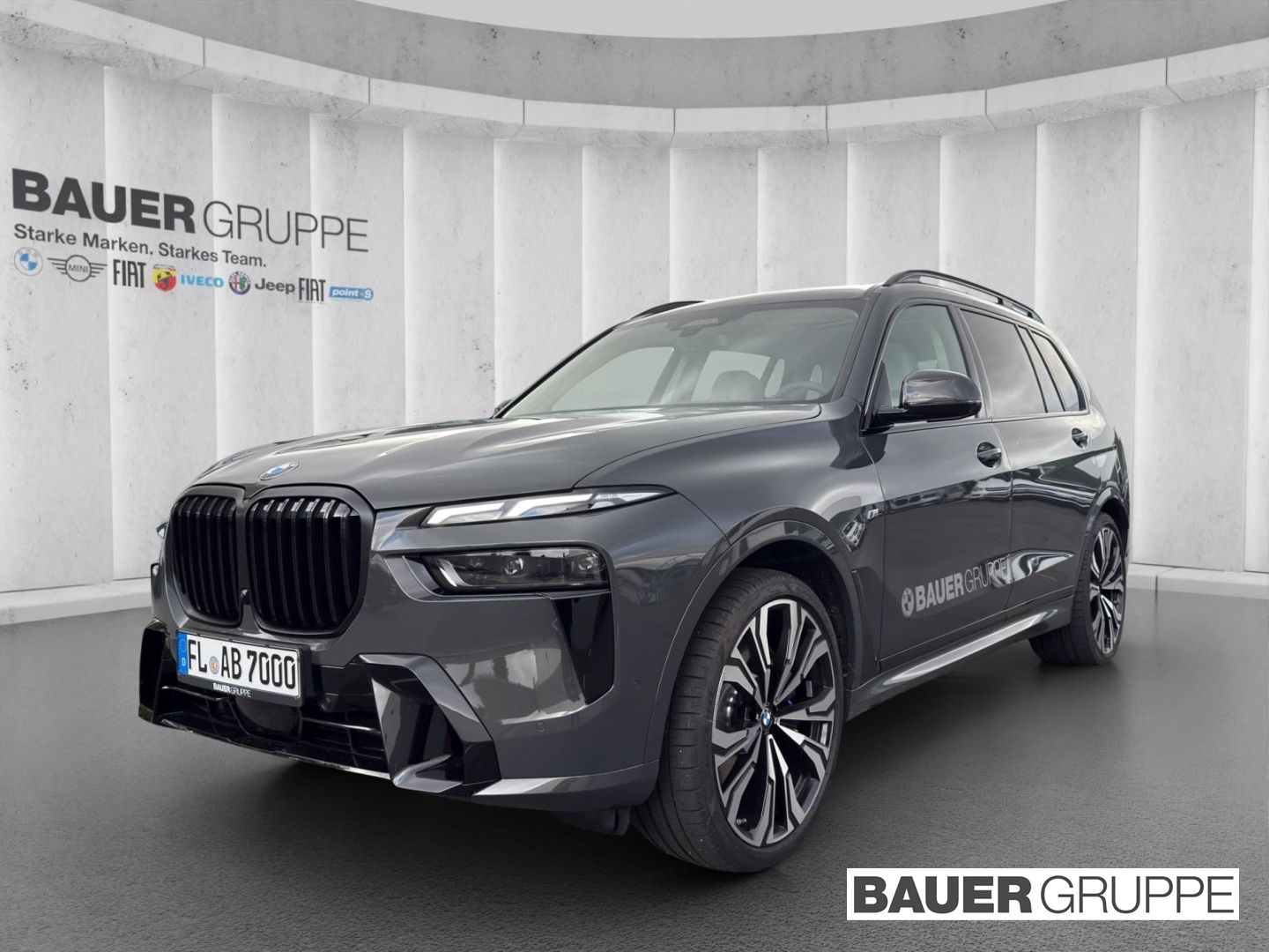 BMW X7 xDrive40d M Sport UPE: 147.110,- € AHK B&amp;W Pa