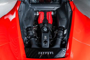 صورة مصغرة 16 لـ 2017 Ferrari 488 GTB