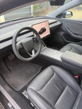 Tesla Model 3 Hinterradantrieb RWD 1 Hd. - Tesla Gebrauchtwagen in Dortmund