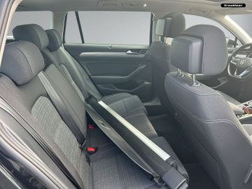 Volkswagen Passat Variant - 12