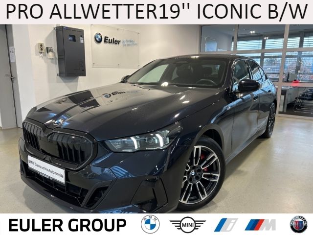 BMW 520 i M-Sport PRO ALLWETTER19'' ICONIC B/W Sitzb