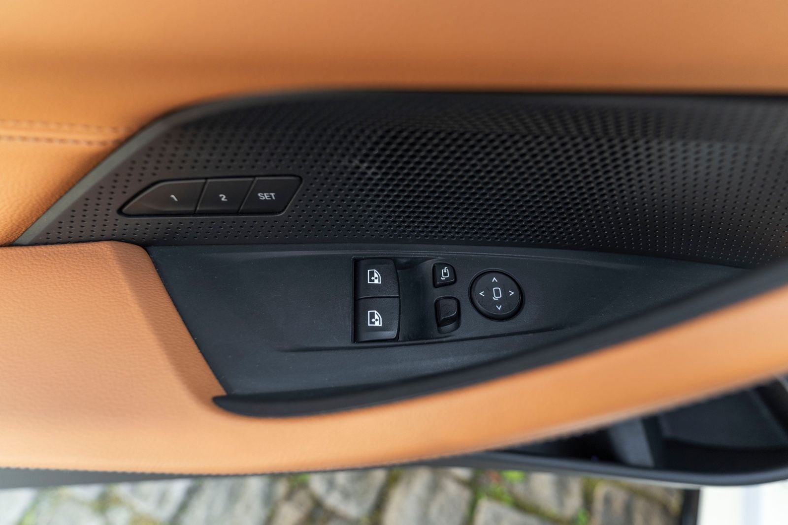 Fahrzeugabbildung BMW 430i Coupé M Sportpaket HUD LED KAM HIFI ACC
