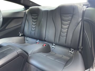 BMW M850 - 8