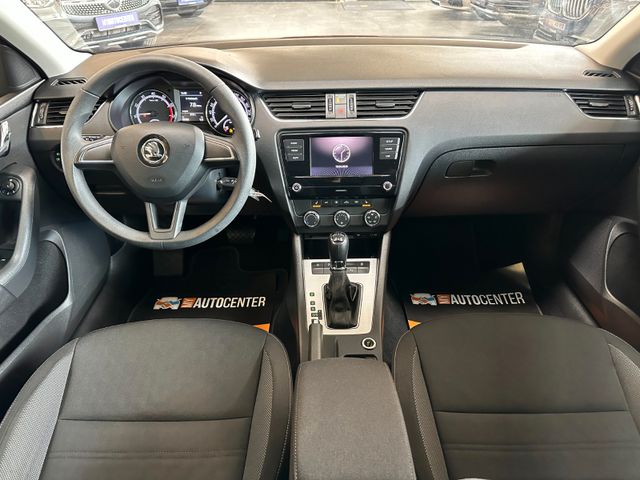 Skoda Octavia Combi Ambition 4x4 *ACC*PDC*