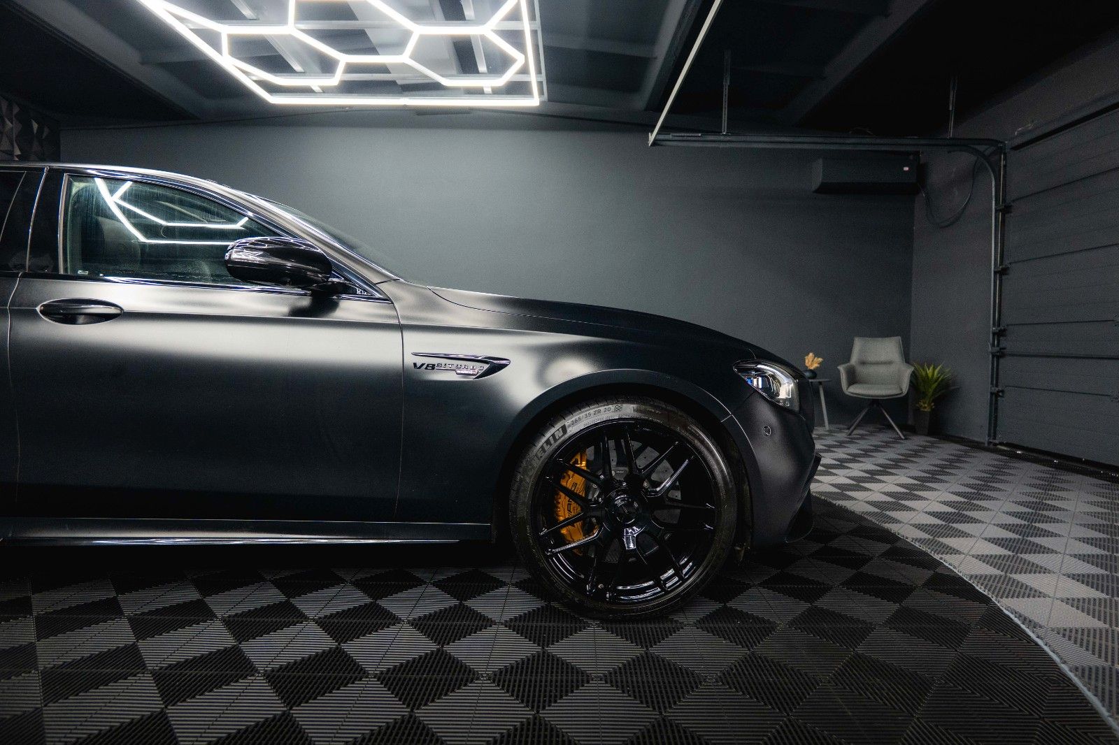 Fahrzeugabbildung Mercedes-Benz E 63 S AMG 4Matic+ Performance Night-Paket *ACC*