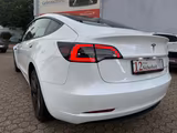 Tesla Model 3 *Long Range* Dual  Motor *AWD* Autopilot - Tesla Gebrauchtwagen von 2022