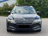 Skoda Superb 2.0 DSG 4x4 L&K*Matrix*Pano*Canton*AHK - Skoda Superb mit Diesel-Antrieb: Leder, Allradantrieb, Kombi