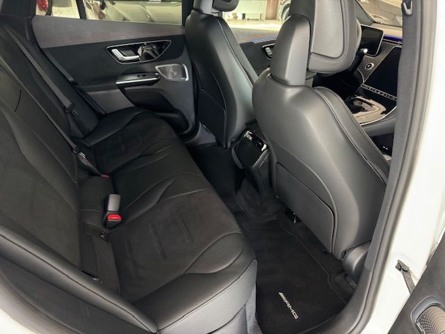 EQE 350+ SUV AMG Line Premium Pano AHK Memory 36