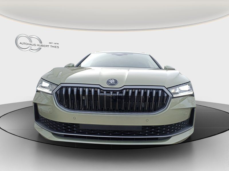 Fahrzeugabbildung SKODA Superb Combi 2.0 TDI Selection DSG AHK+ASSISTENT