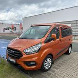 Ford Transit Nugget  - orange Wohnmobil oder -wagen