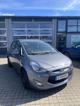 Hyundai ix20 FIFA world Cup Edition - Hyundai ix20 mit Benzin-Antrieb: Kleinbus, Automatik