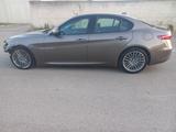 Alfa Romeo Giulia 2.2 Diesel 110 kW AT8 Giulia - Alfa Romeo Giulia Unfallwagen