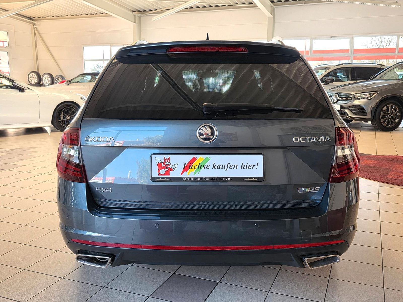 Fahrzeugabbildung SKODA Octavia 2.0 TDI RS 4x4 /1.Hd/LED/Navi/CarPlay