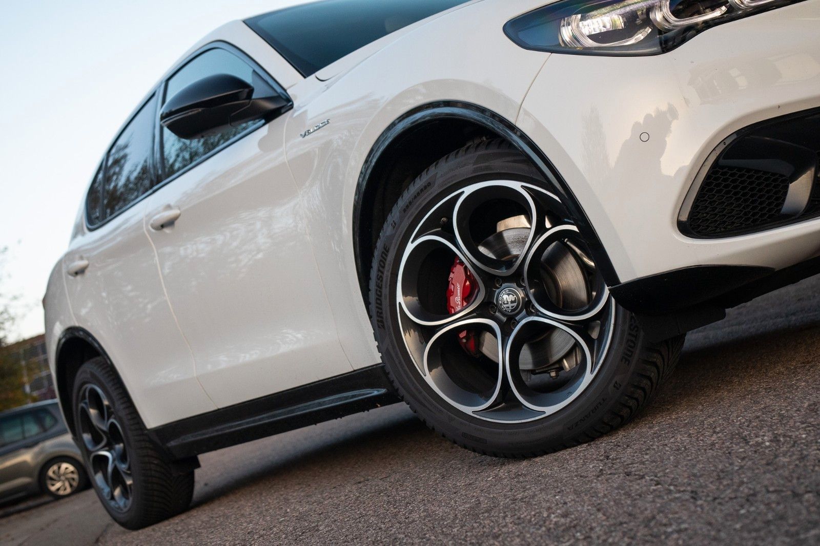 Fahrzeugabbildung Alfa Romeo Stelvio Veloce 2.2 Q4 AT8 * ab 309€/Monat o. Anz
