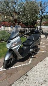 Suzuki Burgman 250 Come Nuovo - SUZUKI ROLLER BURGMAN 250