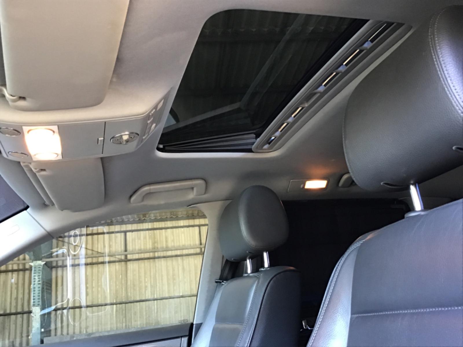 Volkswagen Touareg 2006 — photo 19