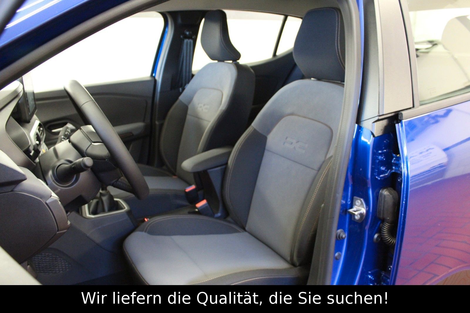 Fahrzeugabbildung Dacia Sandero TCe 110 Stepway Extreme*Navi*Sitzhzg*