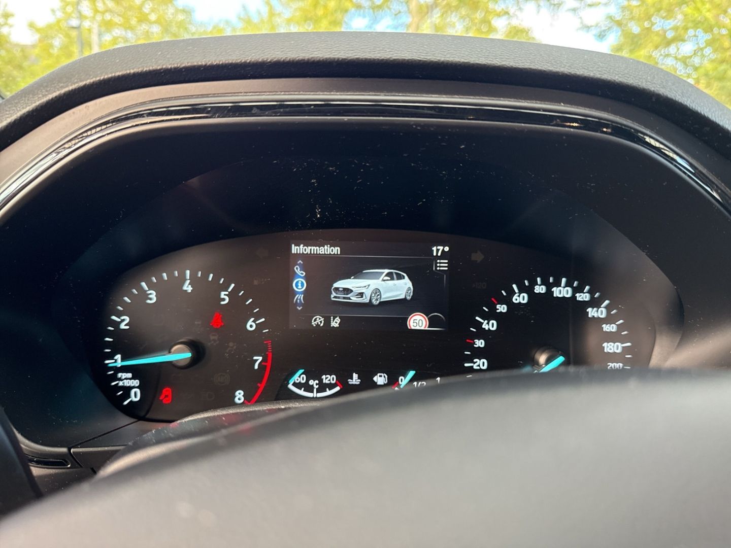 Fahrzeugabbildung Ford Focus ST-Line Kamera Navi DAB ACC TWA Induktion