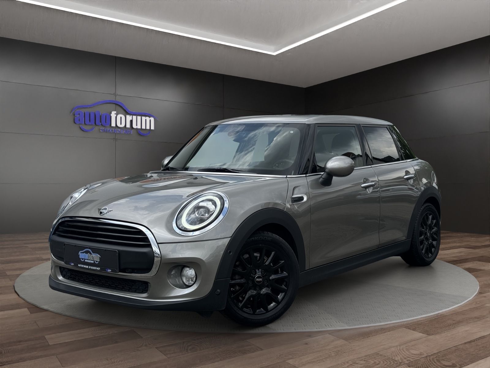 MINI Mini One 5-trg. AUTOMATIK°PANO°T.LEDER°SHZ°PDC