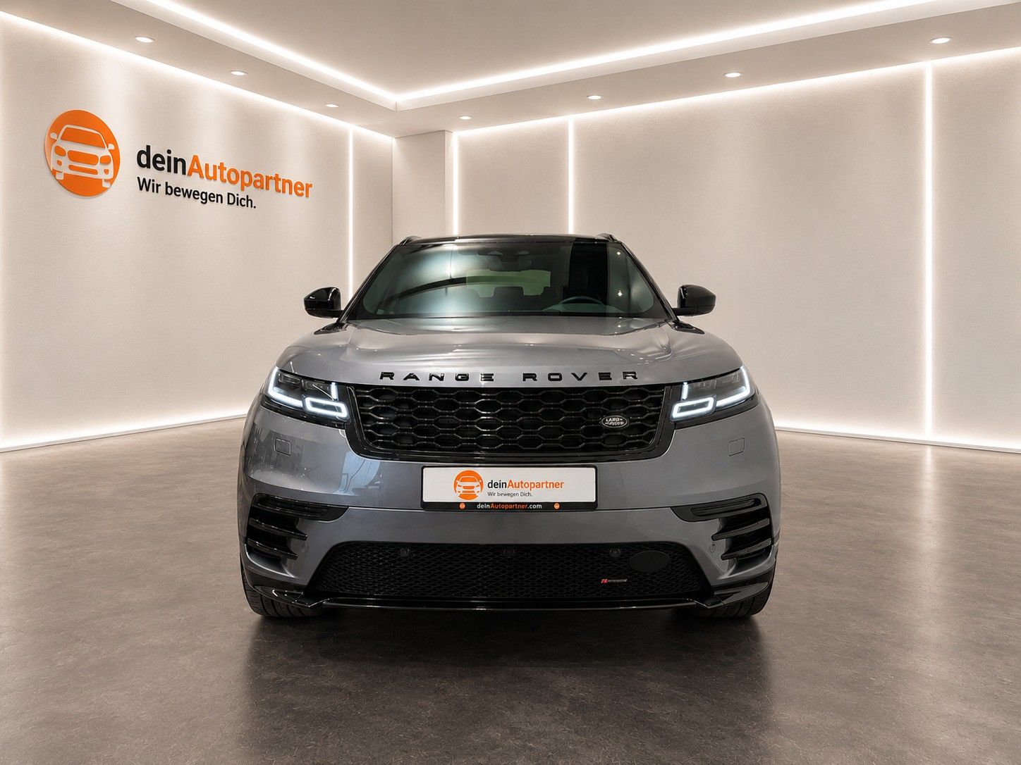 Land Rover Range Rover Velar R-Dynamic S 3,0 STH ACC LEDER foto 2